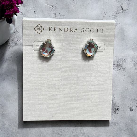 NWT! Kendra Scott Tessa Silver Stud Earrings in Dichroic Glass - Picture 1 of 5